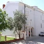 Paloma Blanca شقة ميدولين